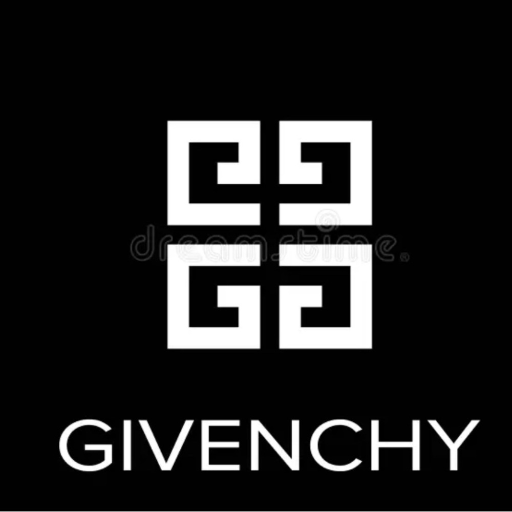 Unlisted Givenchy